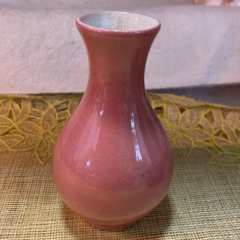 Vintage PINK HANDPAINTED DOGWOOD CERAMIC VASE